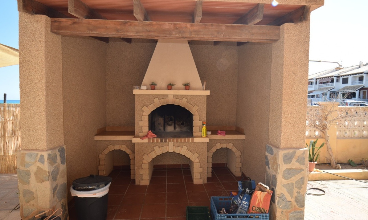 Resale - Villa - Guardamar del Segura - Guardamar del Segura Centro