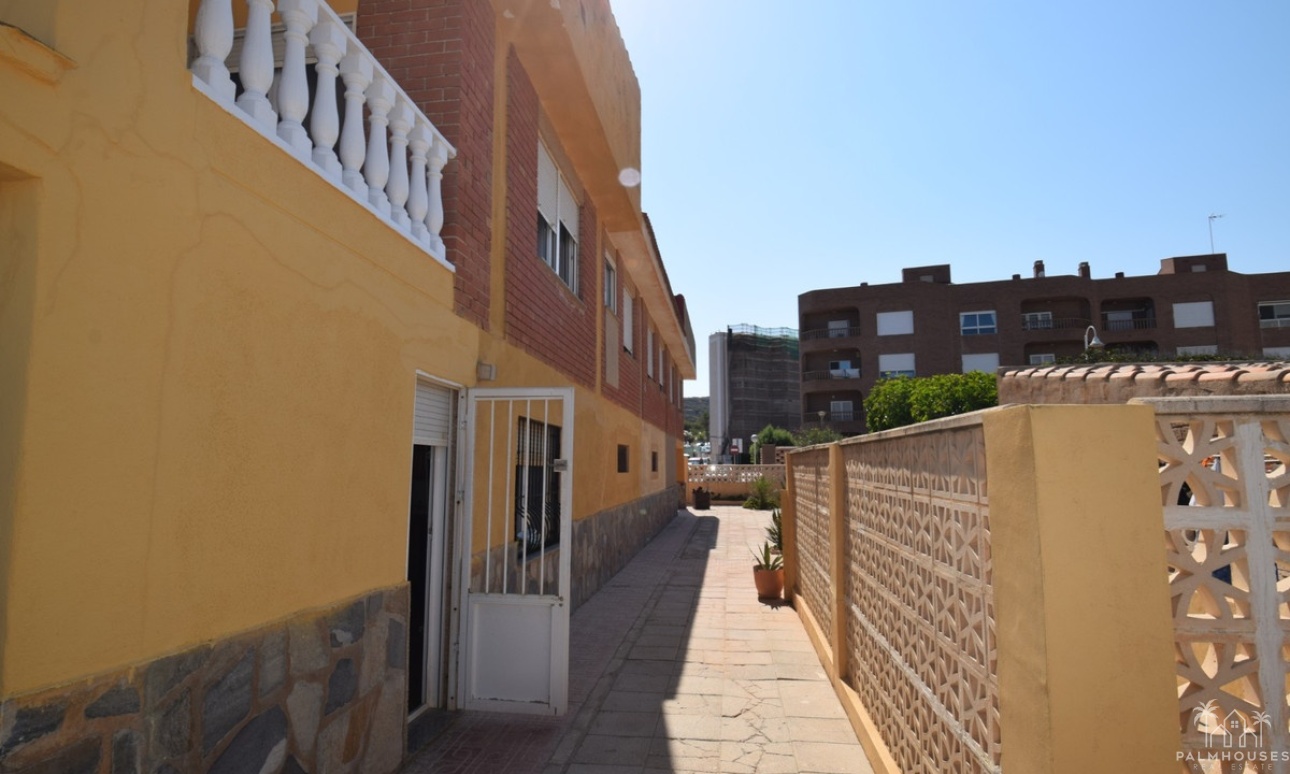 Resale - Villa - Guardamar del Segura - Guardamar del Segura Centro