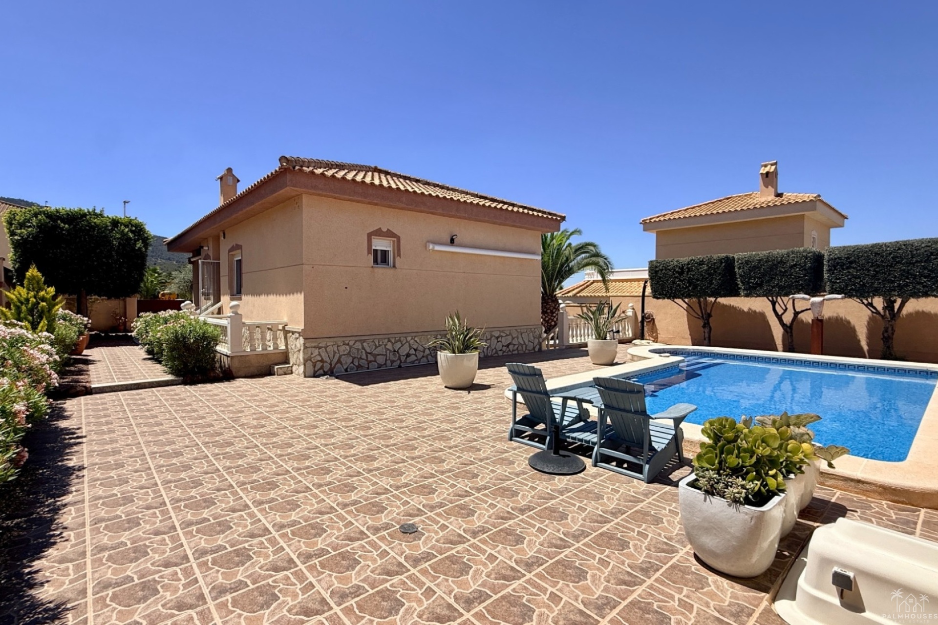 Resale - Villa - Hondón de las Nieves