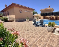 Resale - Villa - Hondón de las Nieves