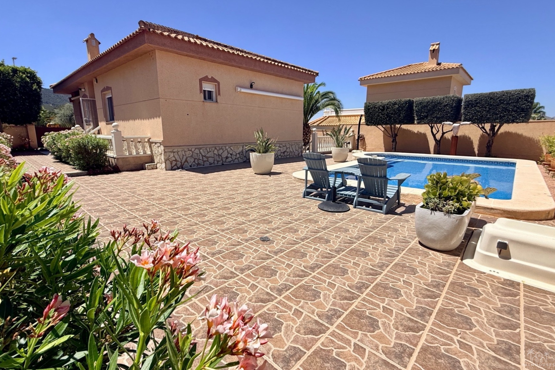 Resale - Villa - Hondón de las Nieves