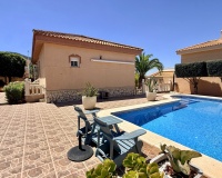 Resale - Villa - Hondón de las Nieves