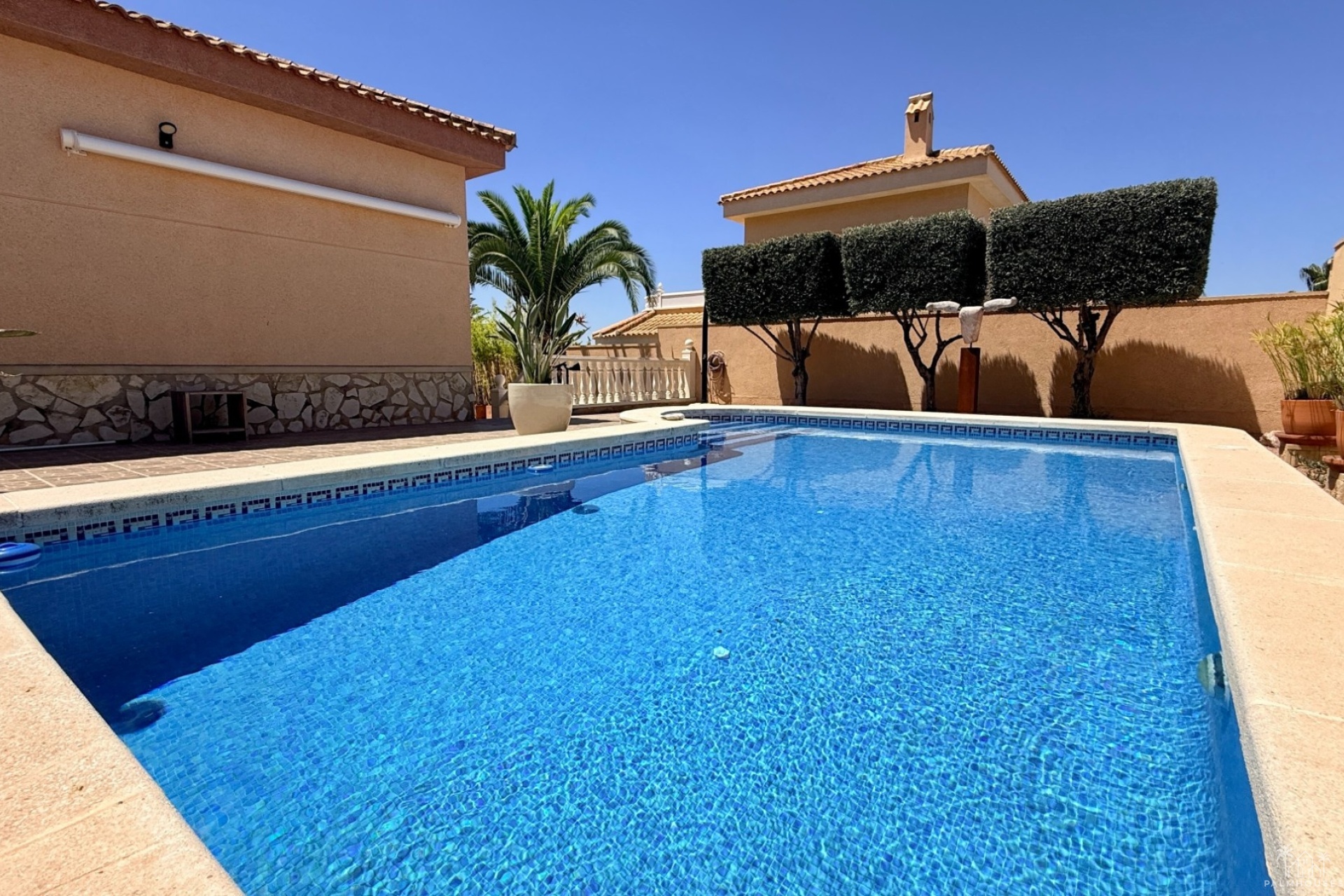 Resale - Villa - Hondón de las Nieves