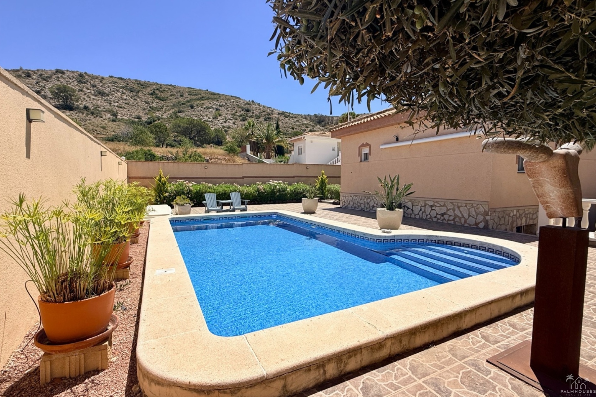 Resale - Villa - Hondón de las Nieves