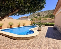 Resale - Villa - Hondón de las Nieves