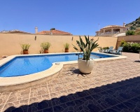Resale - Villa - Hondón de las Nieves