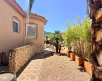 Resale - Villa - Hondón de las Nieves
