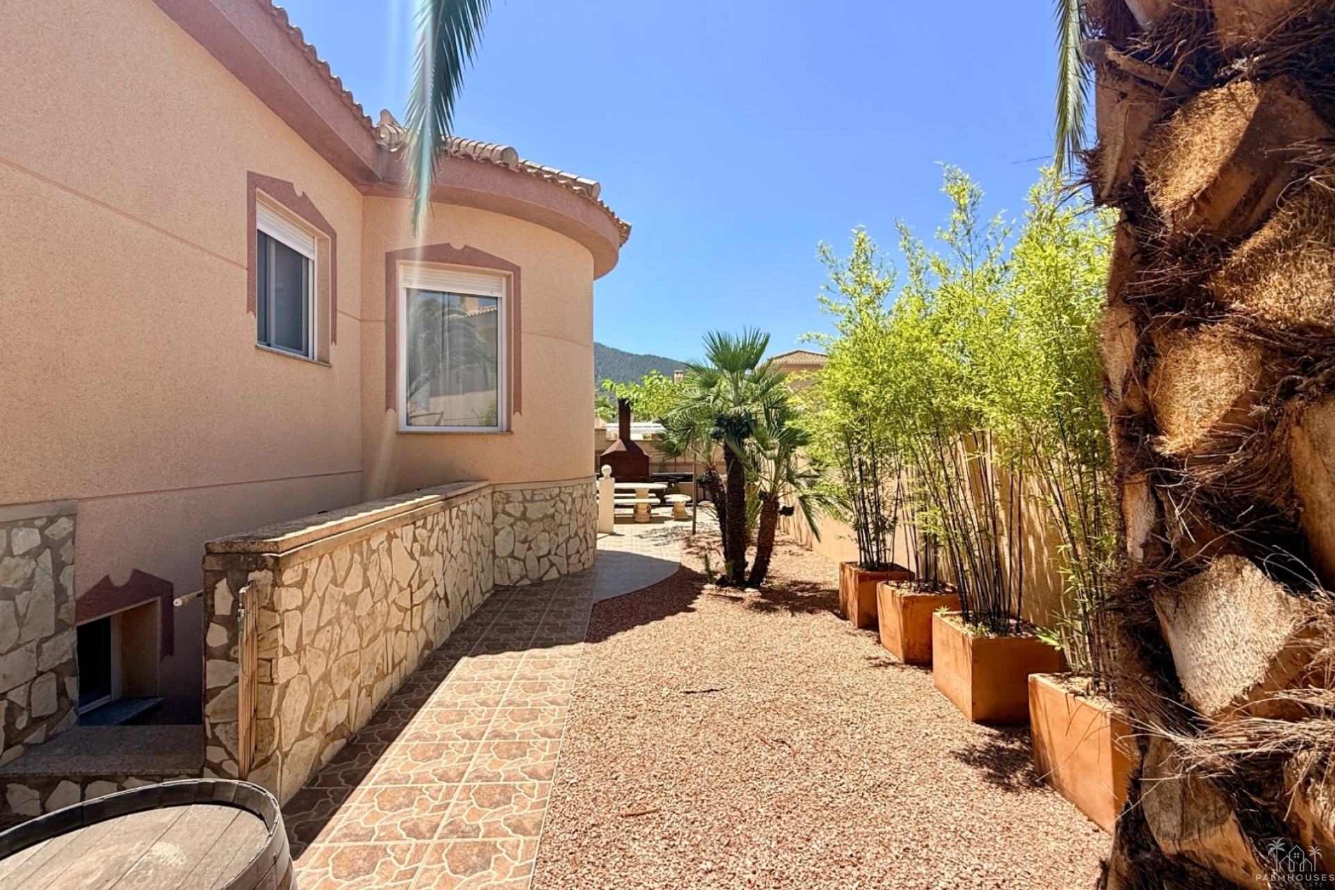 Resale - Villa - Hondón de las Nieves