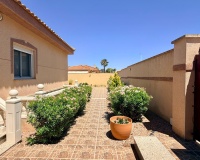 Resale - Villa - Hondón de las Nieves