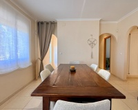 Resale - Villa - Hondón de las Nieves