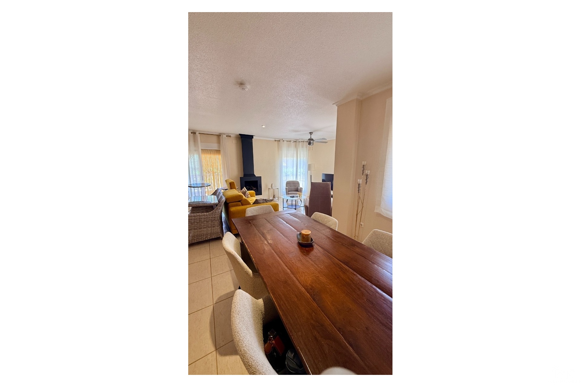Resale - Villa - Hondón de las Nieves