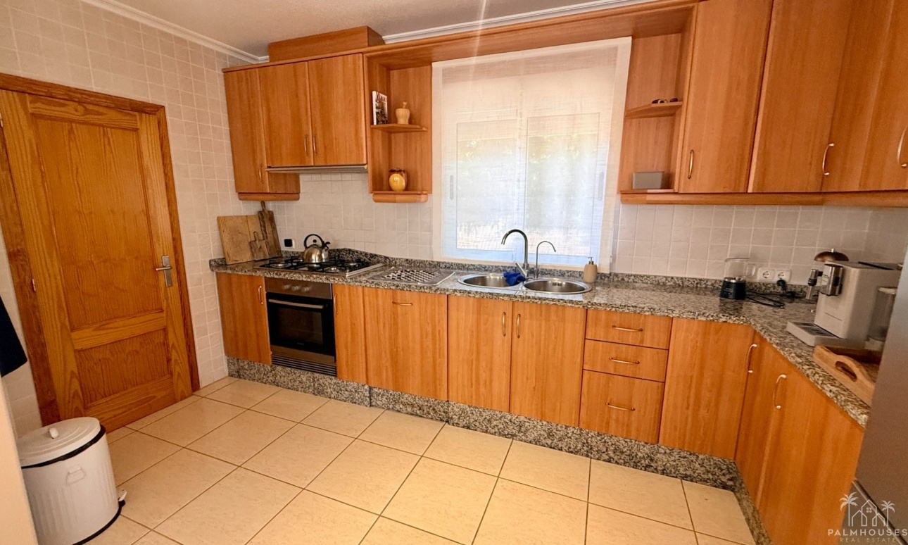 Resale - Villa - Hondón de las Nieves