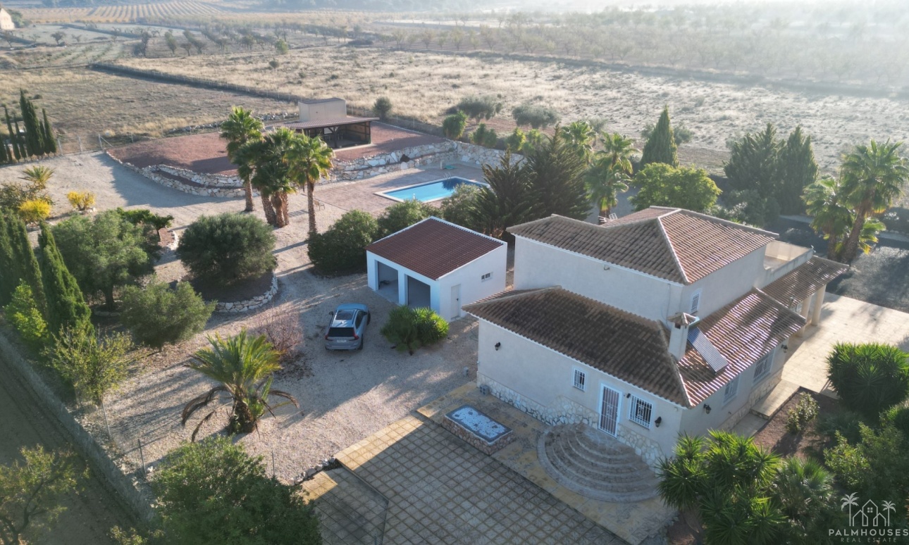 Resale - Villa - Hondón de las Nieves