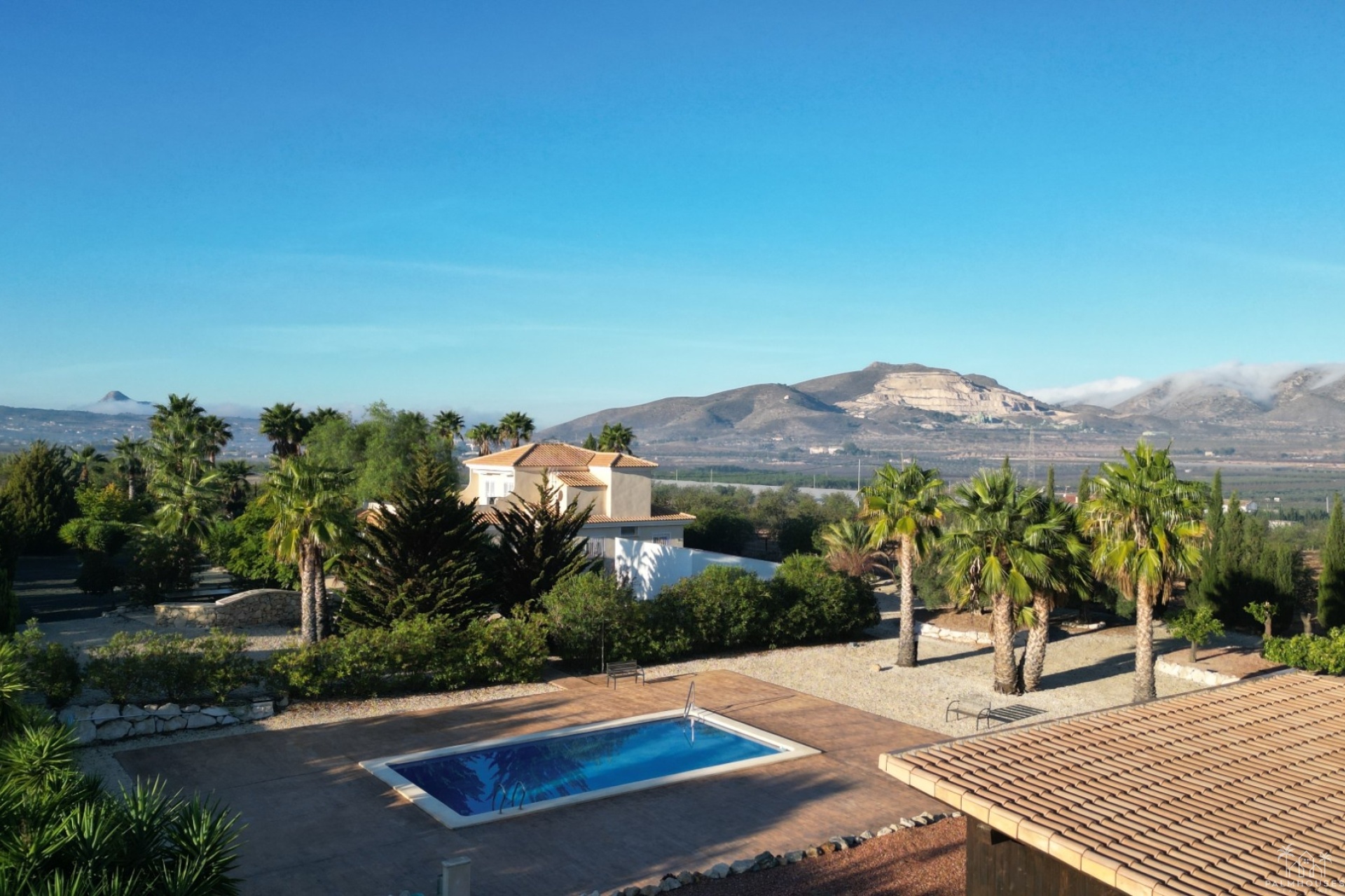Resale - Villa - Hondón de las Nieves