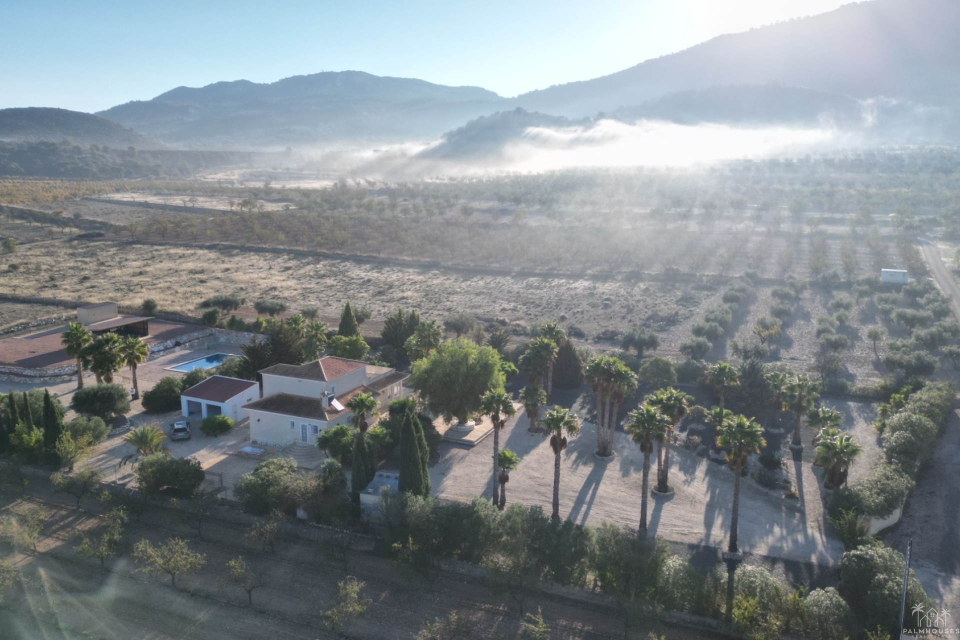 Resale - Villa - Hondón de las Nieves