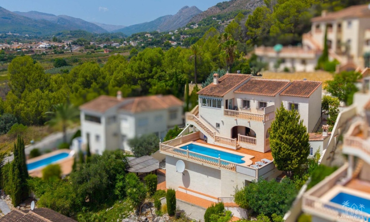 Resale - Villa - Jalon - Jalon Centro
