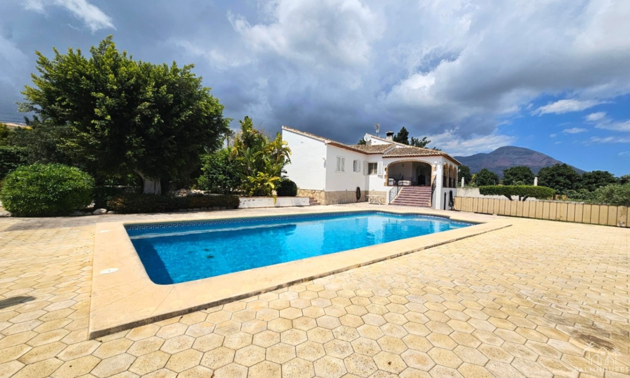 Resale - Villa - Jávea - Costa Blanca