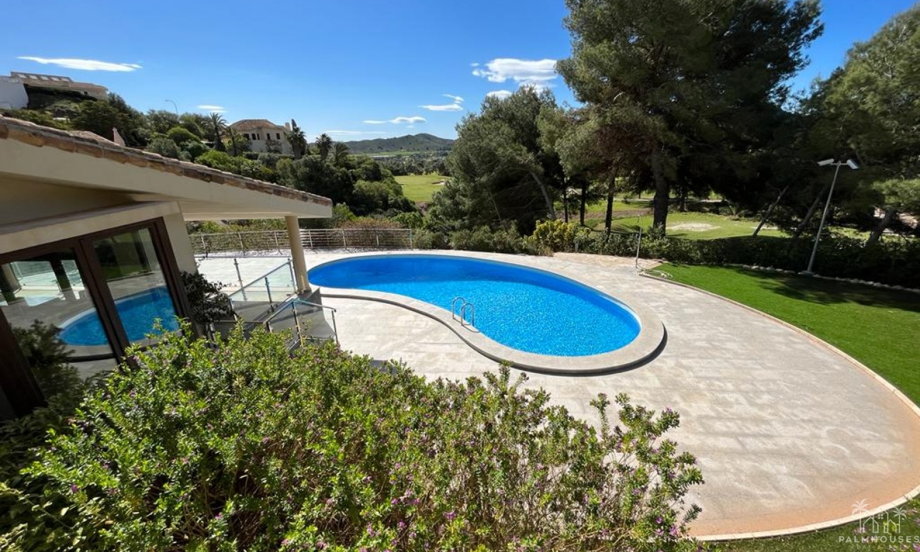 Resale - Villa - La Manga del Mar Menor - Costa Calida