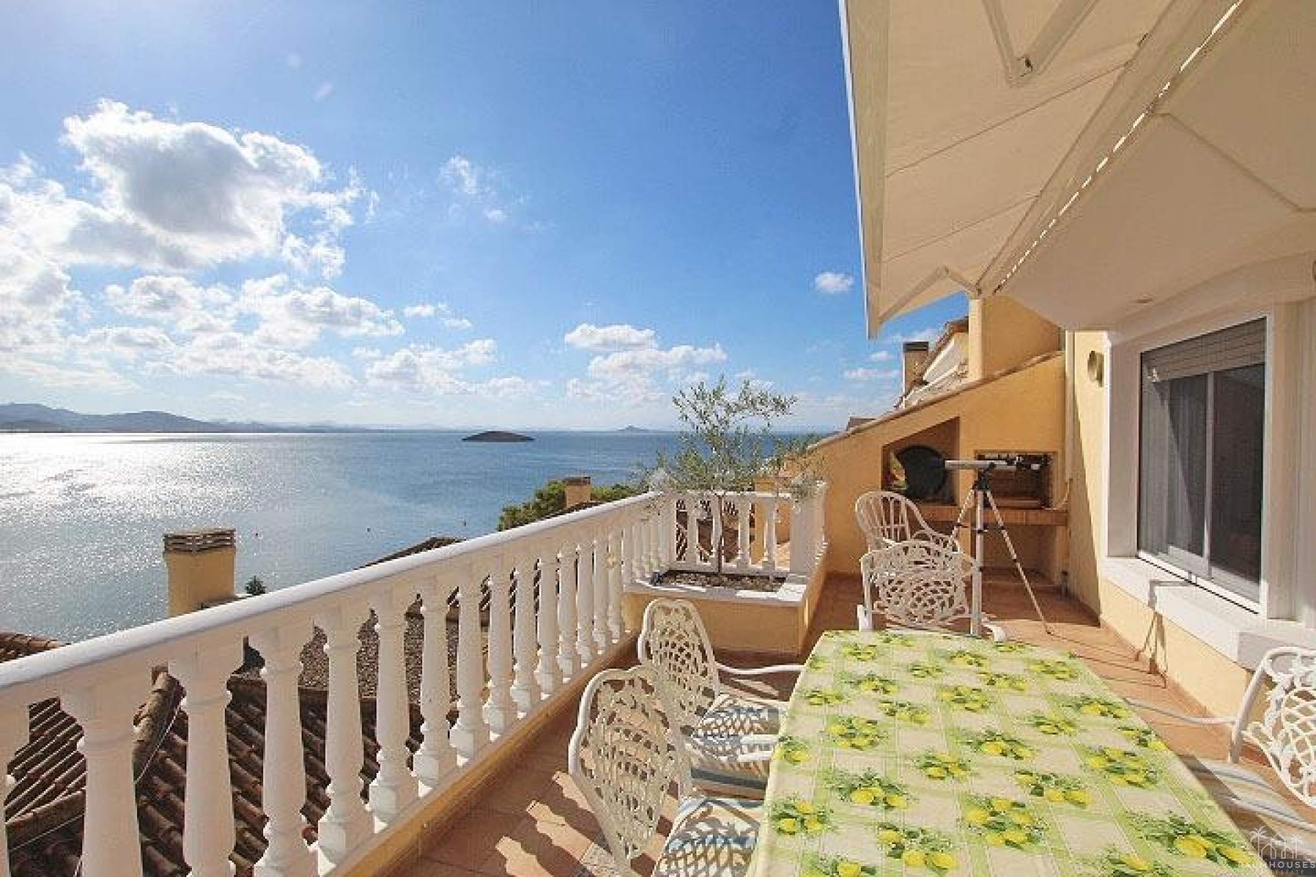Resale - Villa - La Manga del Mar Menor - Villa Romana