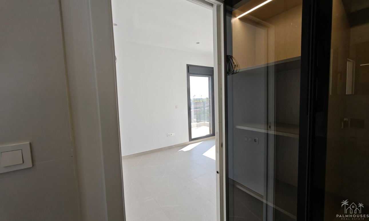 Resale - Villa - Los Alcazares - Dolores De Pacheco-santa Rosalía