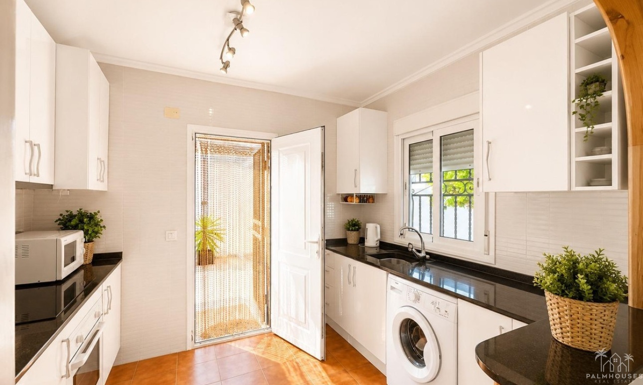 Resale - Villa - Los Alcazares - Los Alcazares Centro