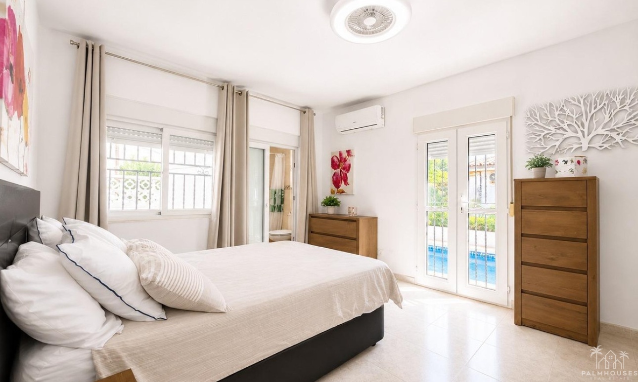 Resale - Villa - Los Alcazares - Los Alcazares Centro
