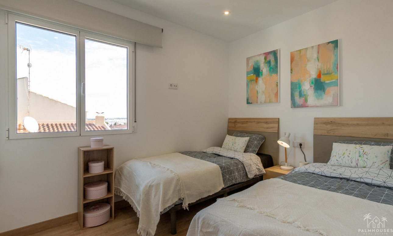 Resale - Villa - Los Balcones - Costa Blanca