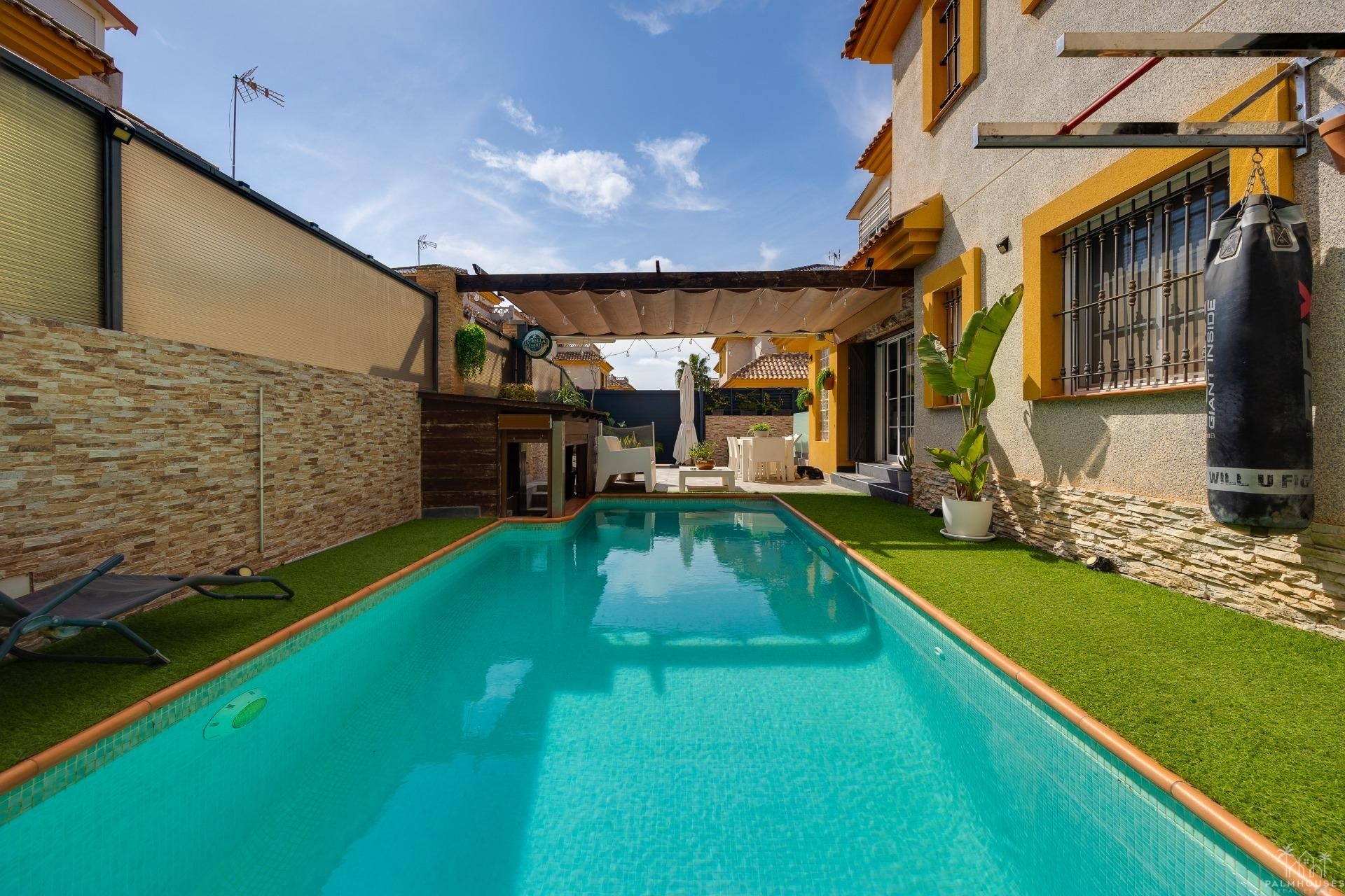 Resale - Villa - Los Montesinos - La Herada