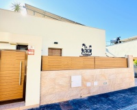 Resale - Villa - Los Montesinos - La Herada