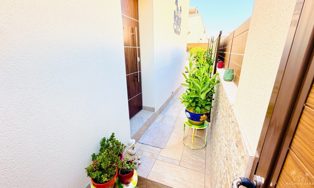 Resale - Villa - Los Montesinos - La Herada
