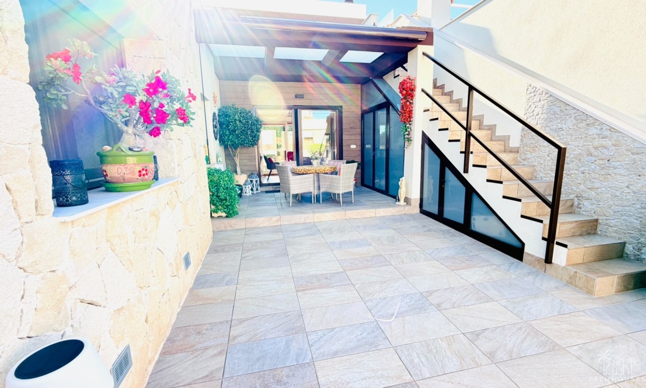 Resale - Villa - Los Montesinos - La Herada