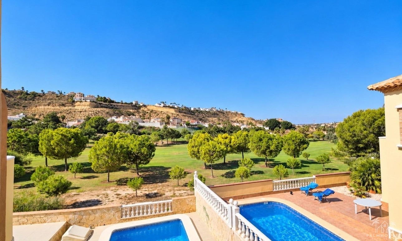 Resale - Villa - Los Montesinos - La Marquesa