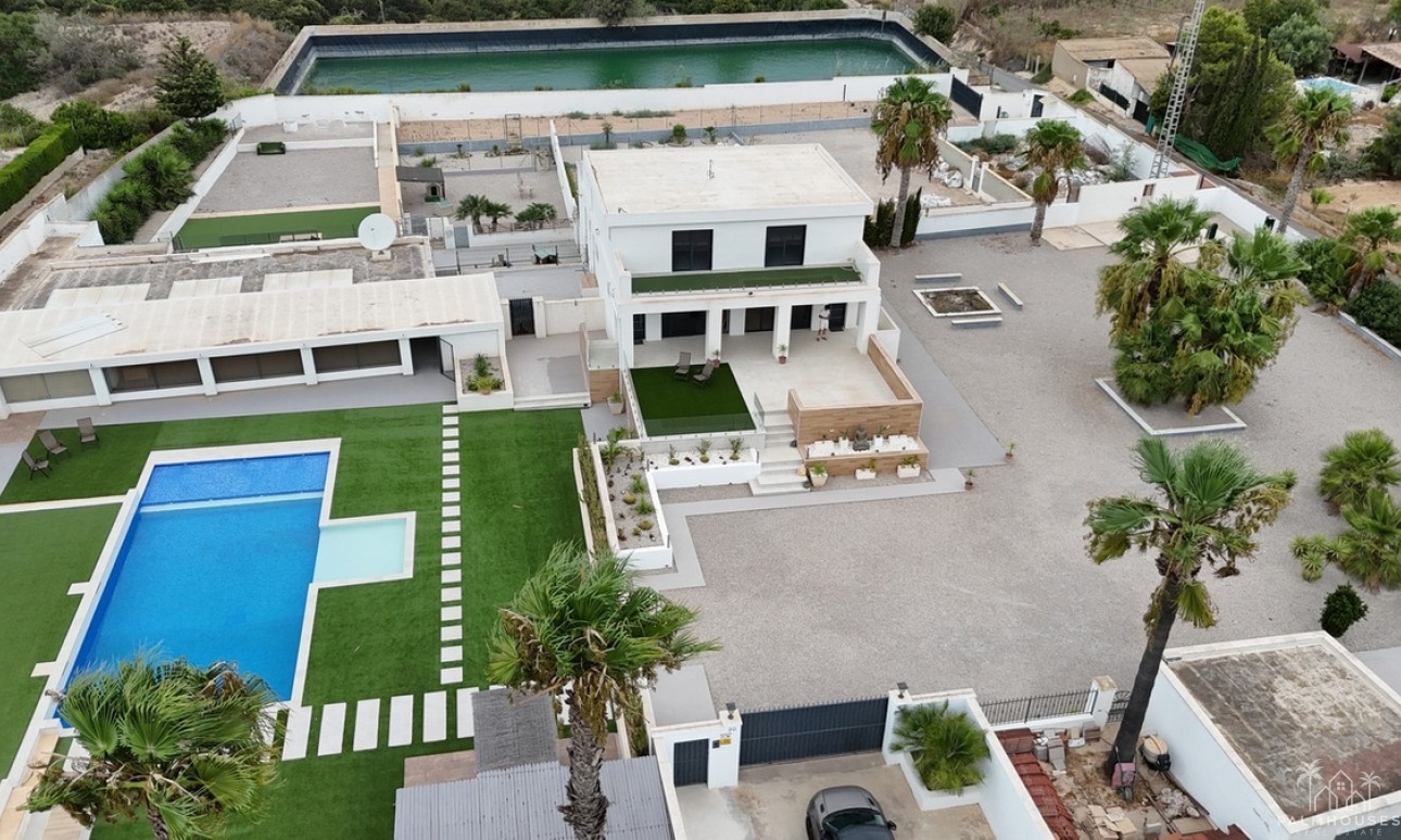 Resale - Villa - Los Montesinos - Los Montesinos Centro