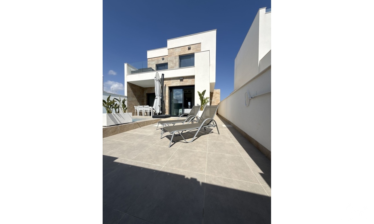 Resale - Villa - Los Montesinos - Los Montesinos Centro