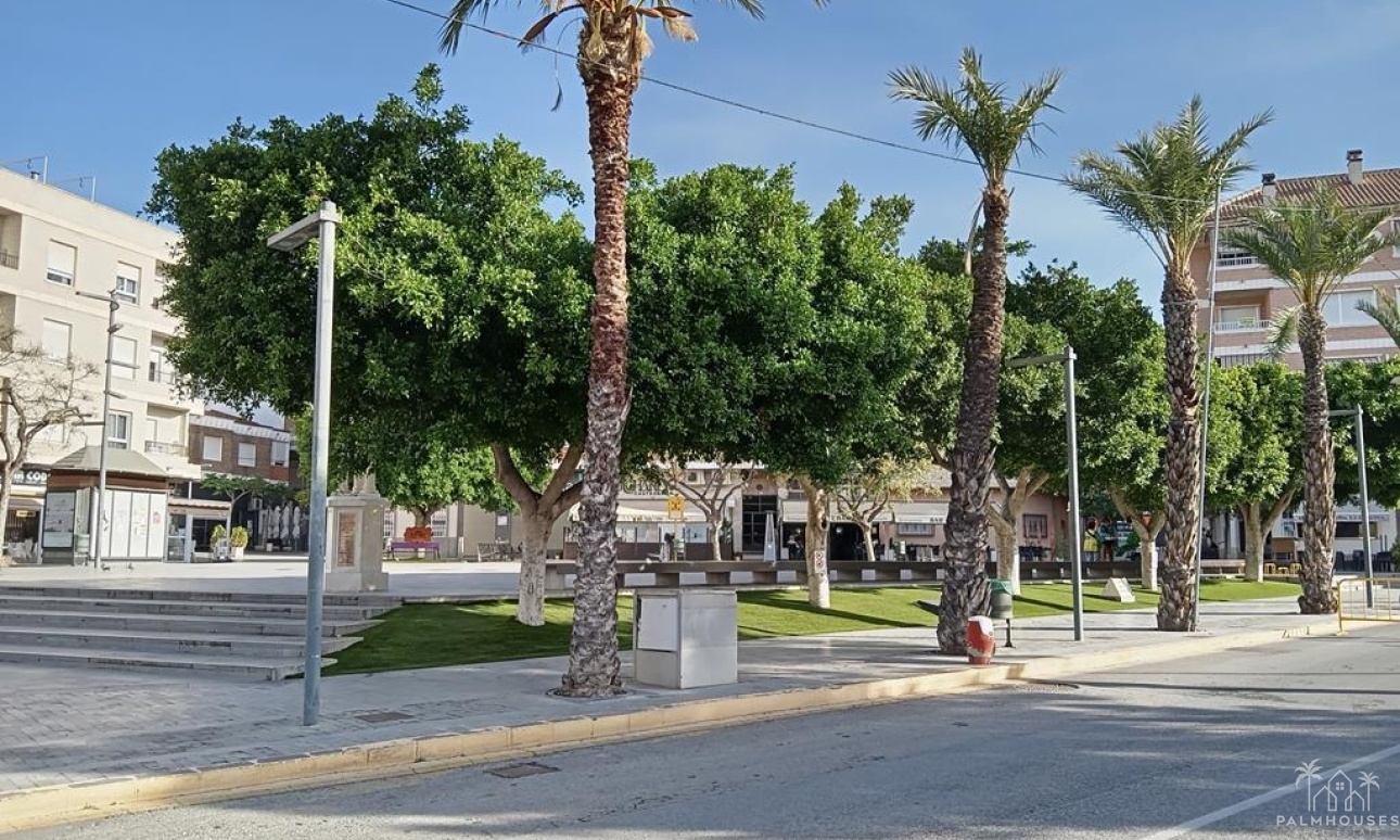 Resale - Villa - Los Montesinos - PUEBLO CENTRO