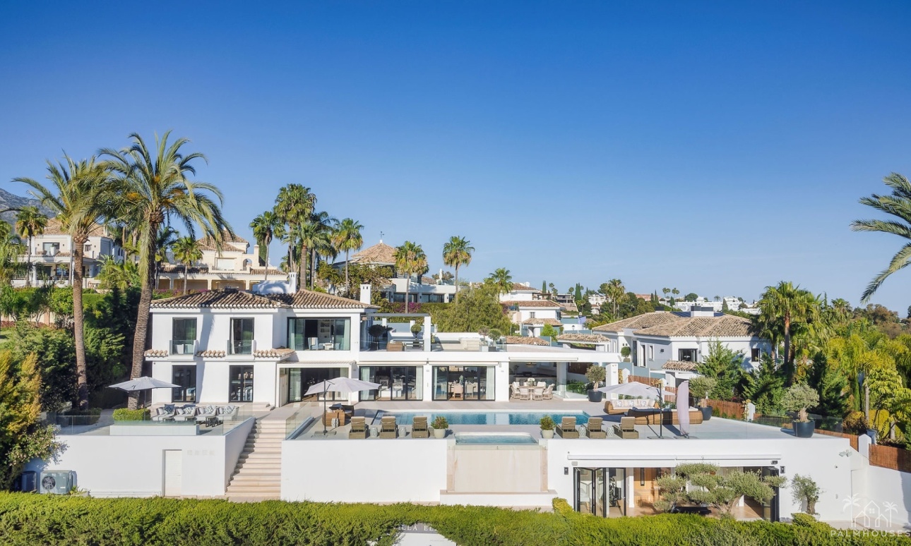 Resale - Villa - Malaga - Marbella