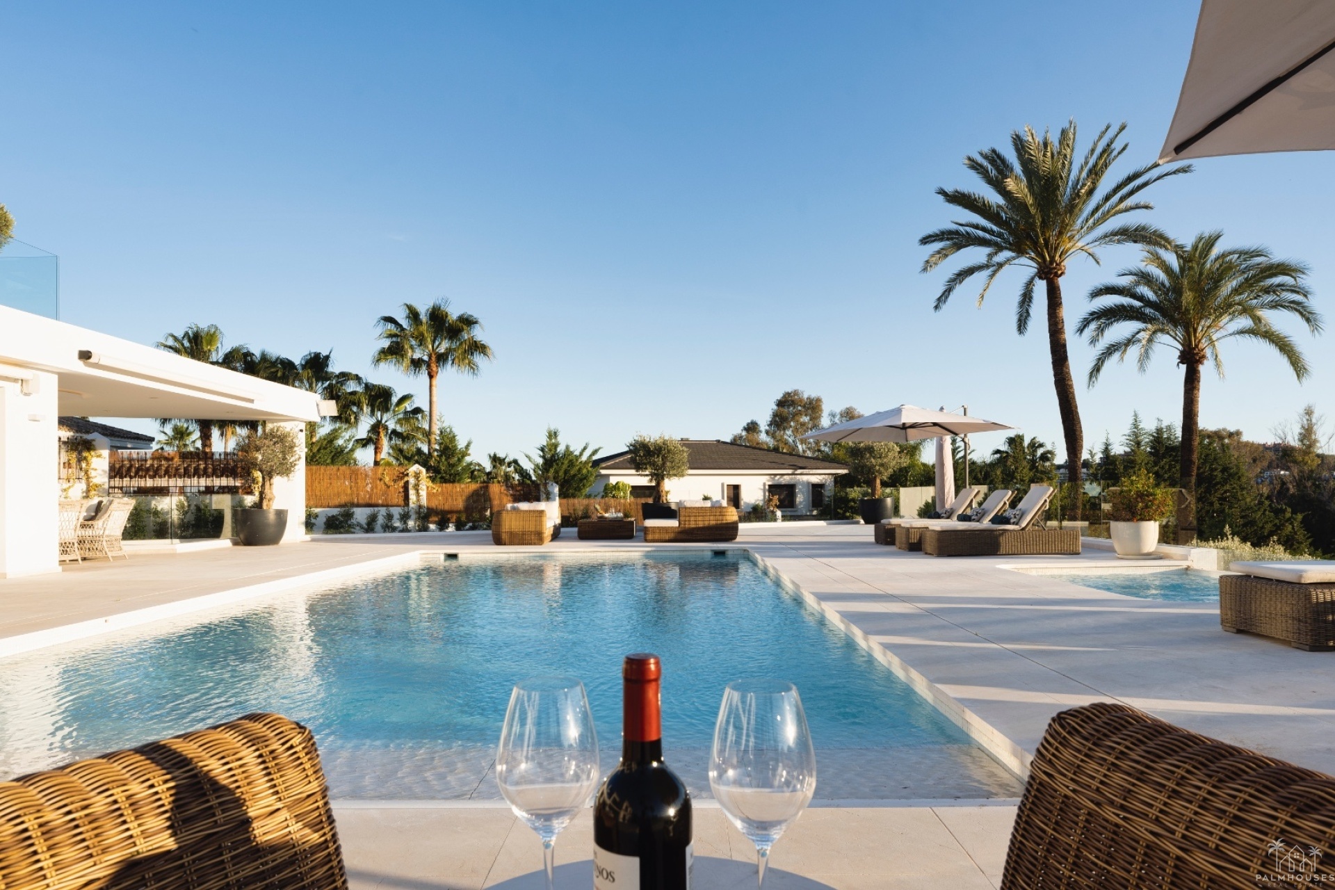 Resale - Villa - Malaga - Marbella