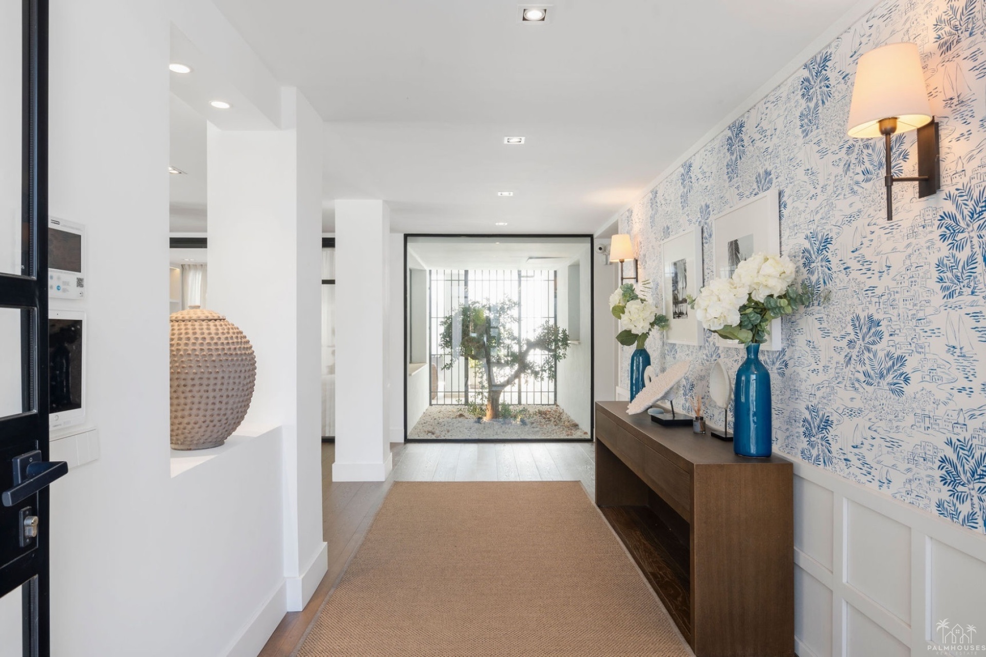 Resale - Villa - Malaga - Marbella