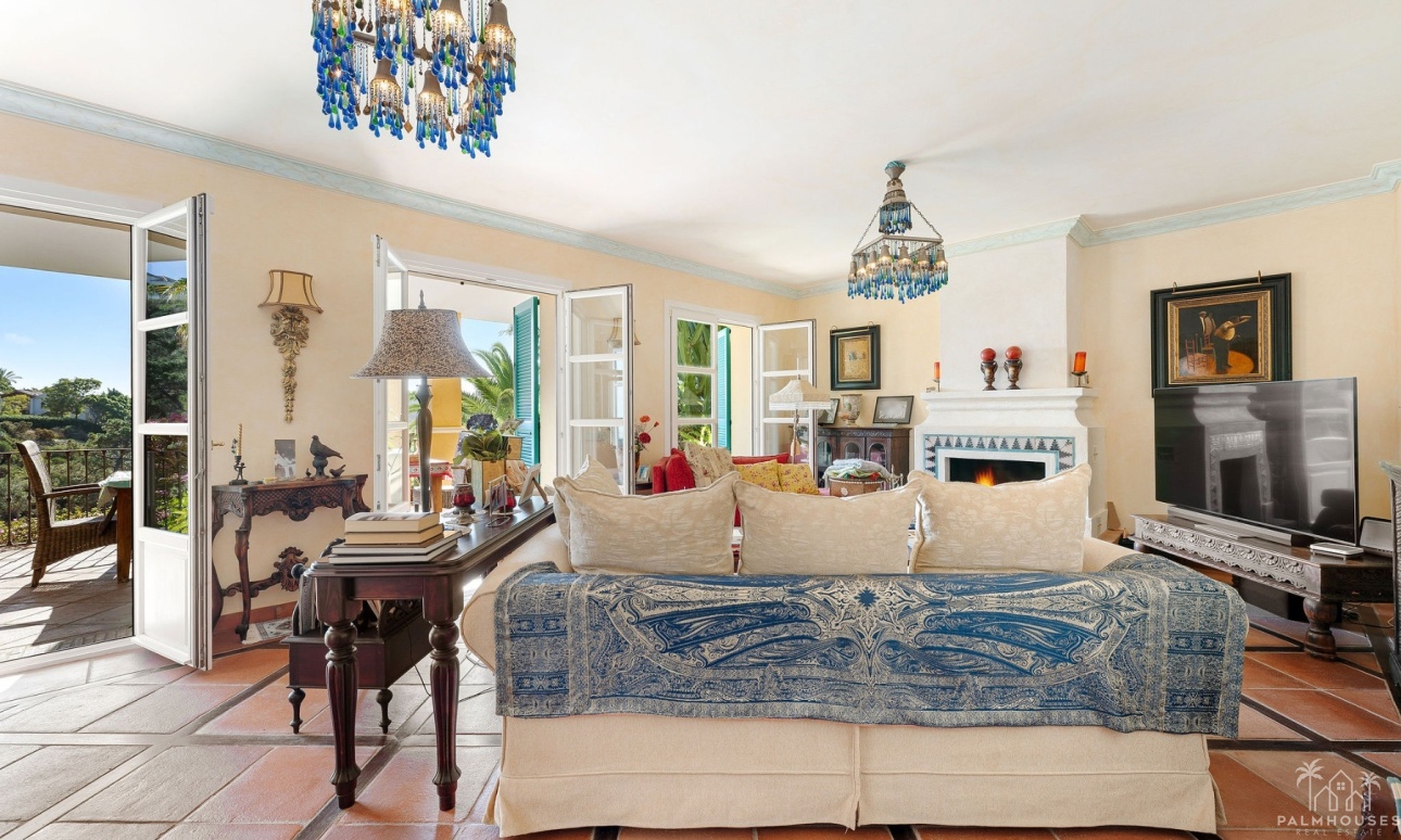 Resale - Villa - Malaga - Marbella