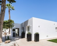Resale - Villa - Malaga - Marbella