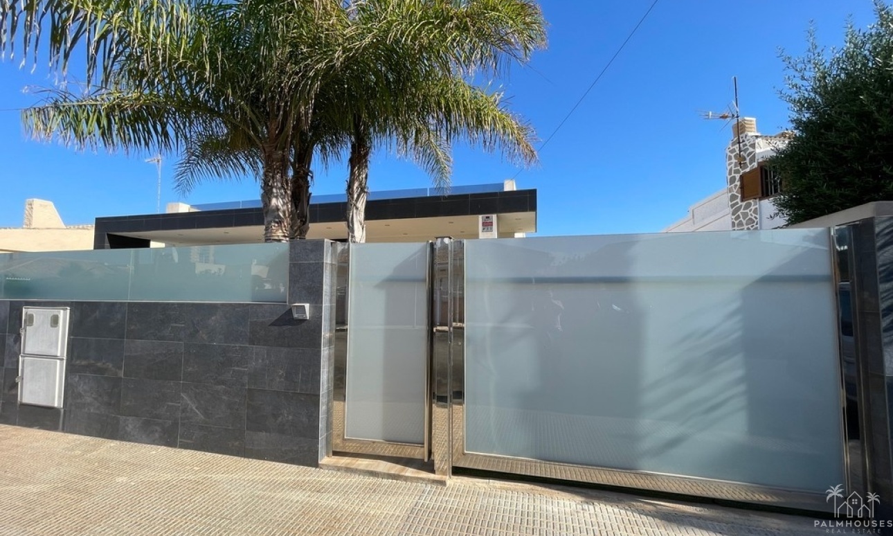 Resale - Villa - Mar de Cristal - Costa Calida