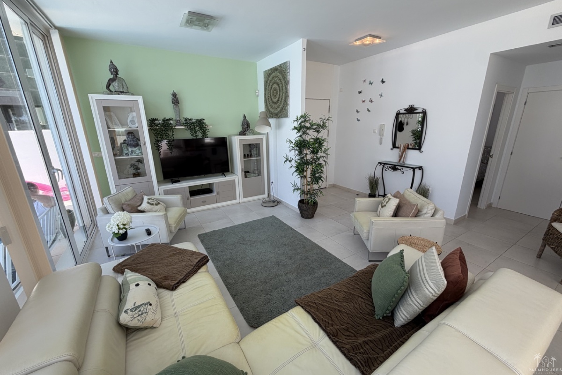 Resale - Villa - Mil Palmeras