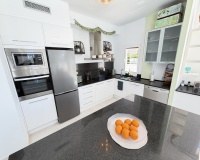 Resale - Villa - Mil Palmeras