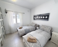 Resale - Villa - Mil Palmeras