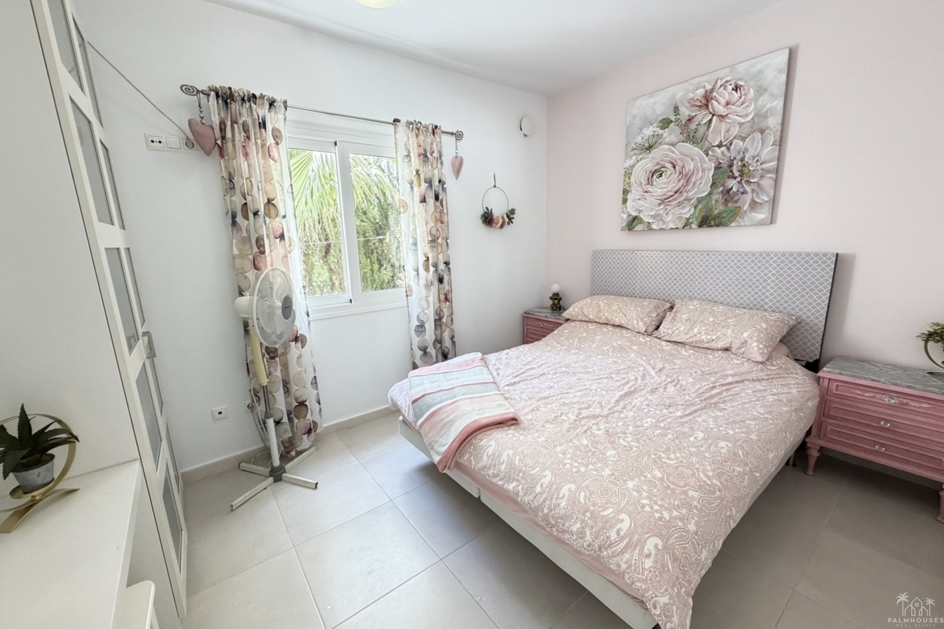 Resale - Villa - Mil Palmeras
