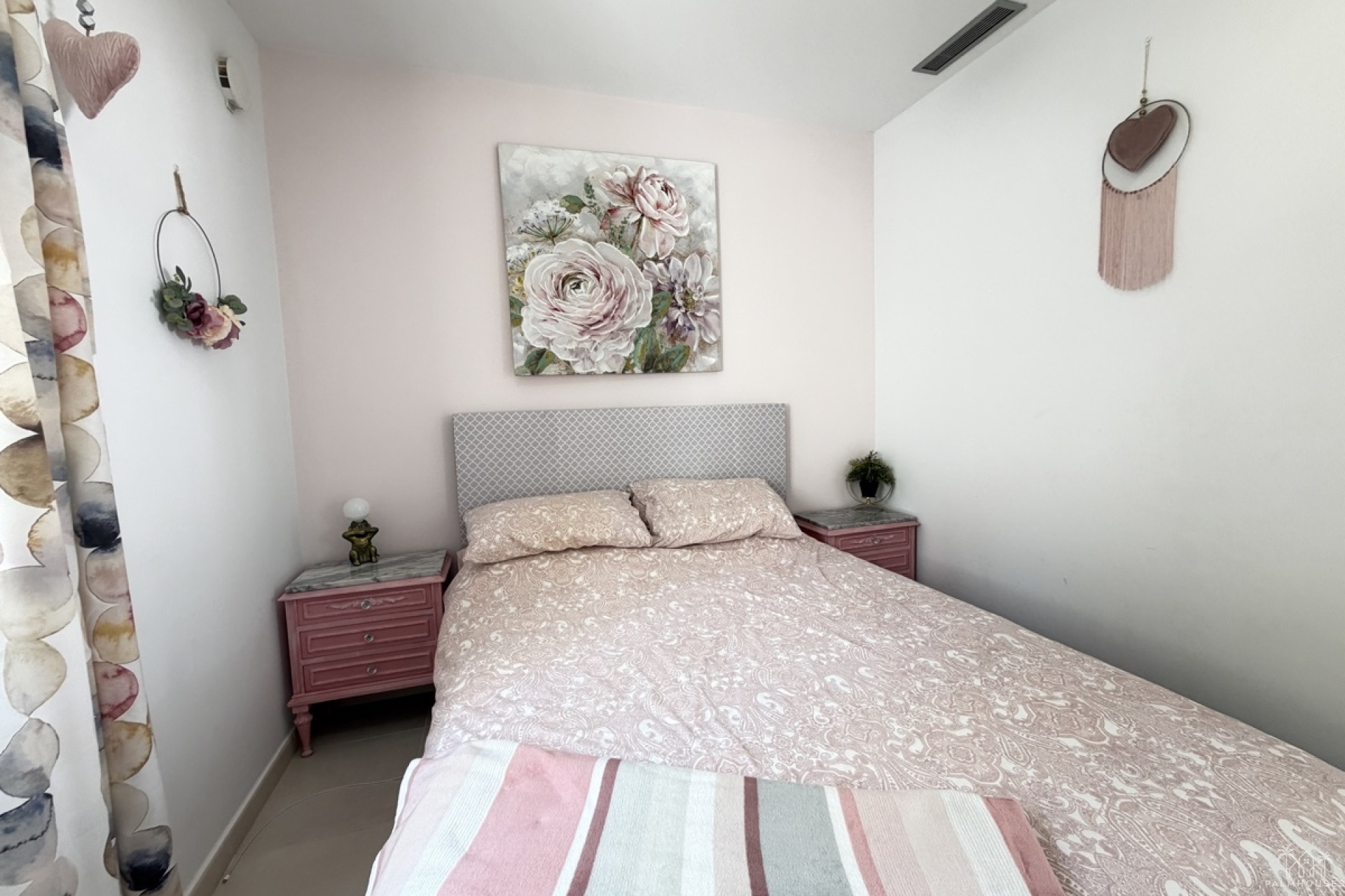 Resale - Villa - Mil Palmeras