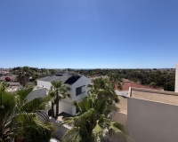 Resale - Villa - Mil Palmeras