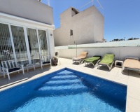 Resale - Villa - Mil Palmeras