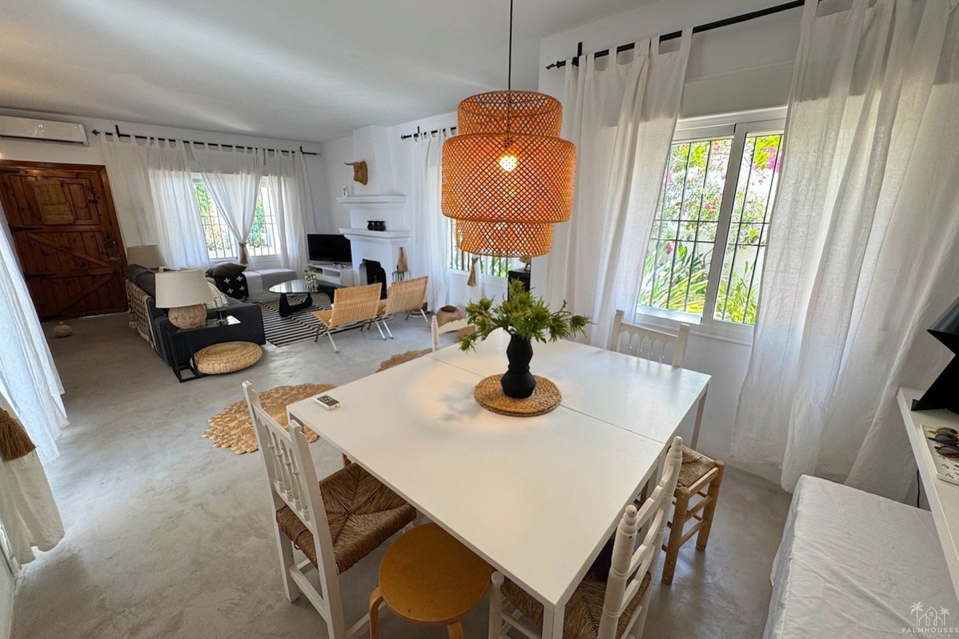 Resale - Villa - Mojacar