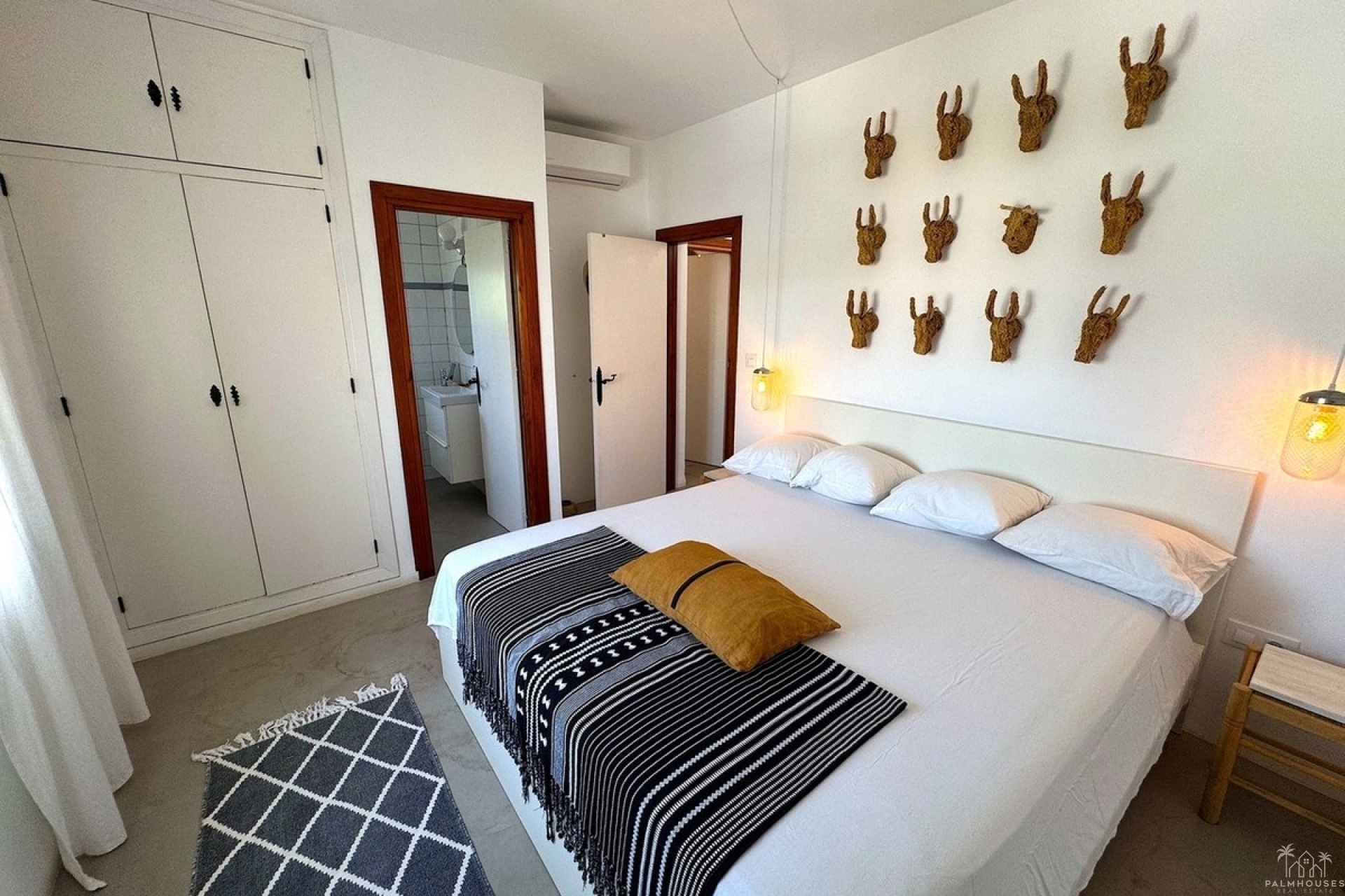 Resale - Villa - Mojacar